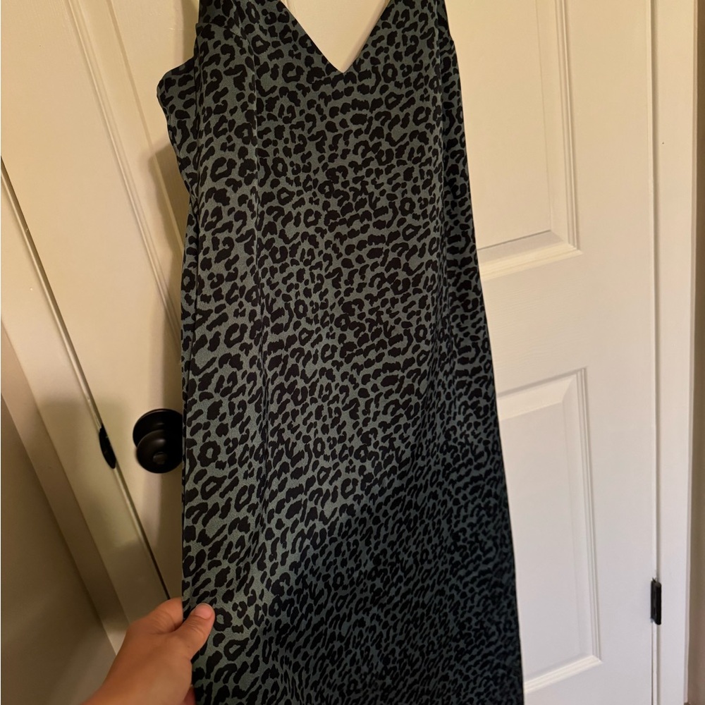 Sexy leopard print dress